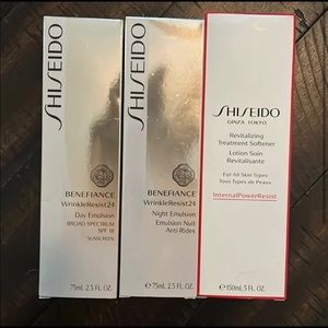Shiseido day + night emulsion and softener NEW
